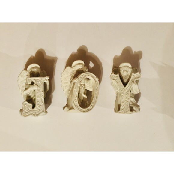 TREASURY OF HOLIDAY GIFTS SET OF 3 PORCELAIN CANDLE HOLDERS WHITE MATTE - Picture 4 of 12